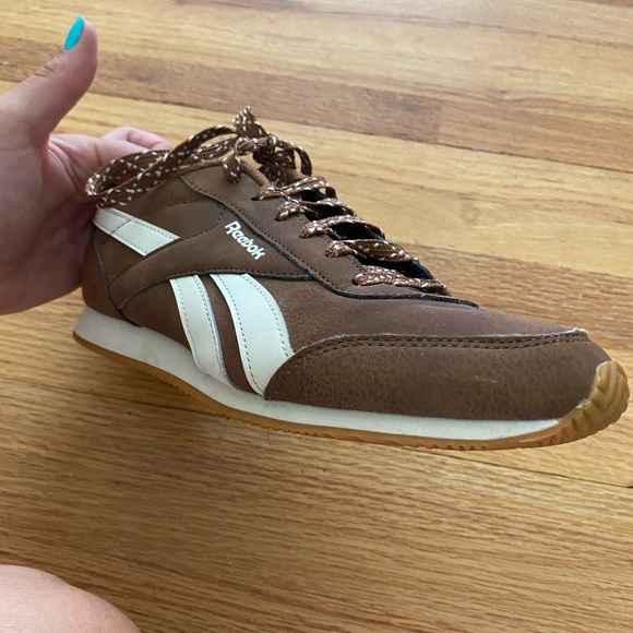 Brown and White Reebox - Picture 3 of 6